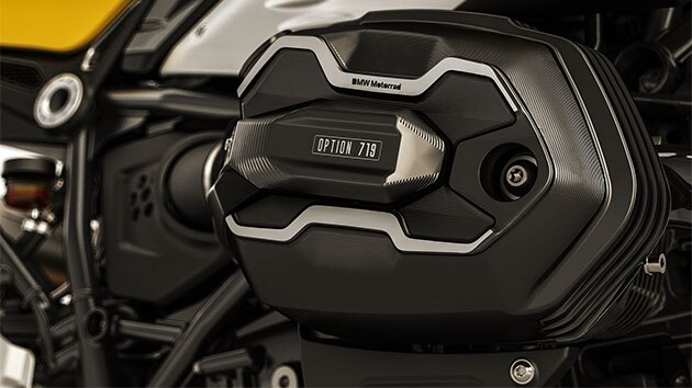 We see the cylinder head cover of the R nineT Urban G/S.