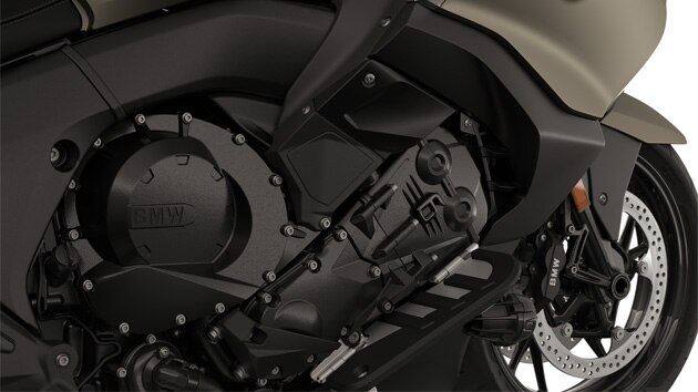 Focus on the six-cylinder engine.